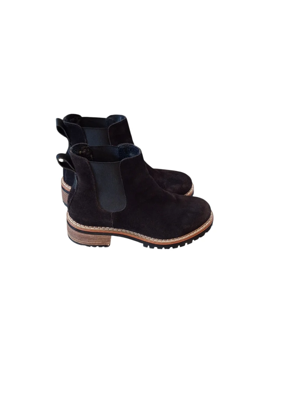 Women's Bertuchi Black Suede Chelsea Boots with Lug Sole Size 39